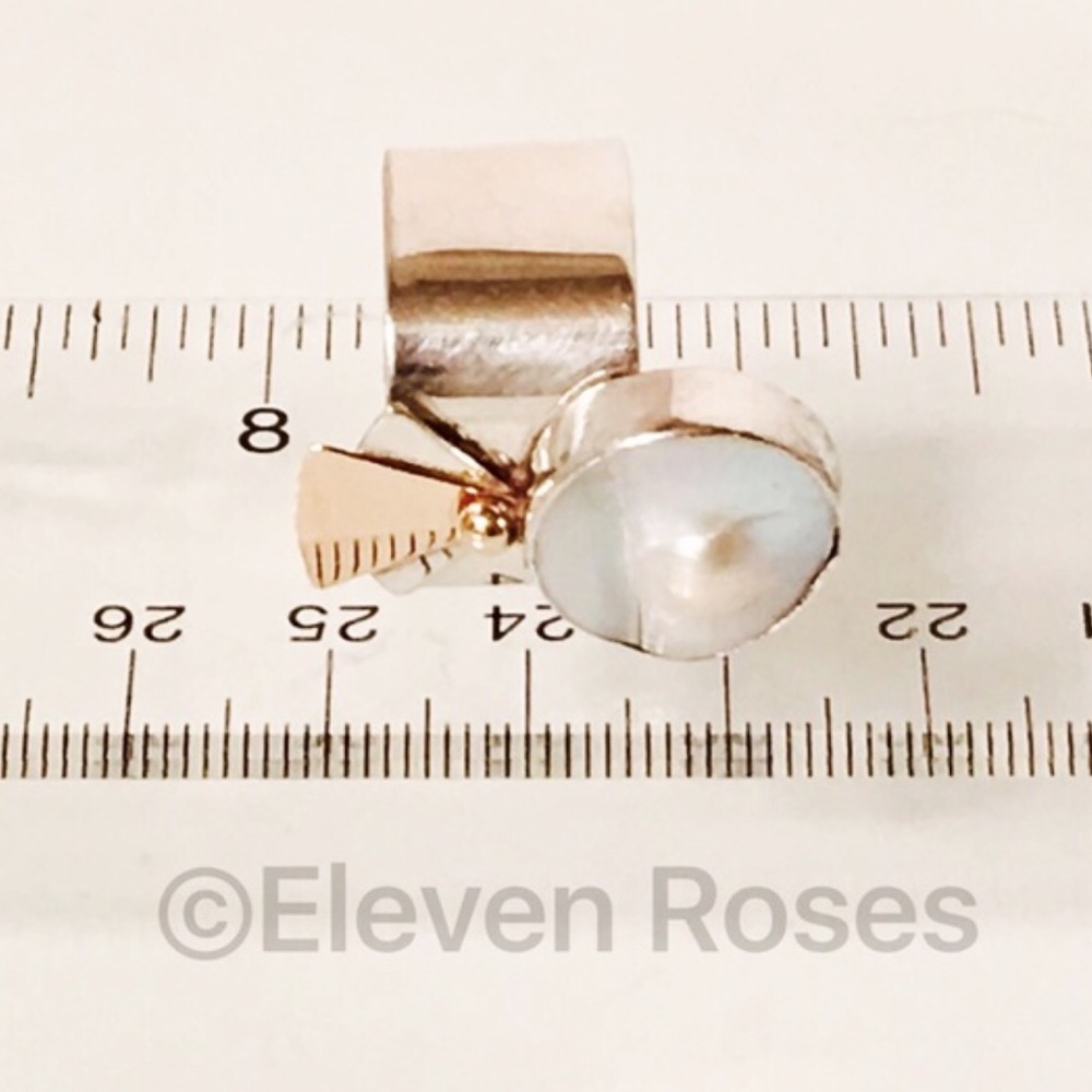 Sterling 14k Gold Extra Large Pearl Abstract Ring - Picture 4 of 5